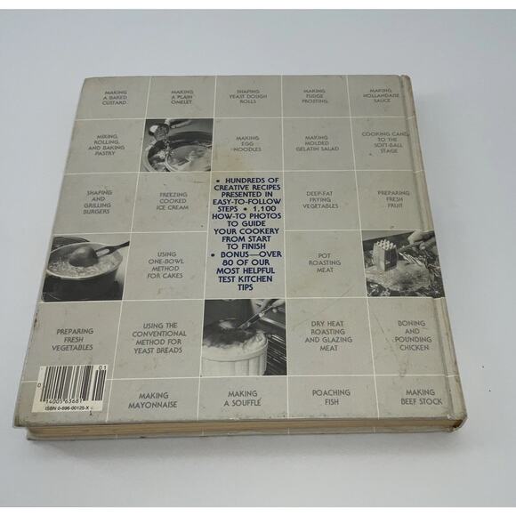 Better Homes & Gardens Complete Step-By-Step Cook Book (FIRST EDITION 1978) - Picture 2 of 5